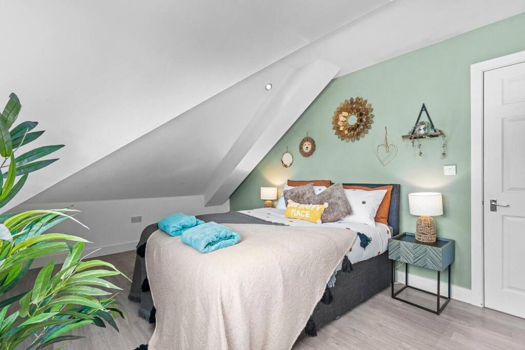 Comfortable Retreat Near City Centre- 1 Bed, 3 Guests Southampton Buitenkant foto
